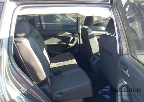 2018 Volkswagen Tiguan 2.0T S из США, поврежденный, VIN 3VV1B7AX4JM064688